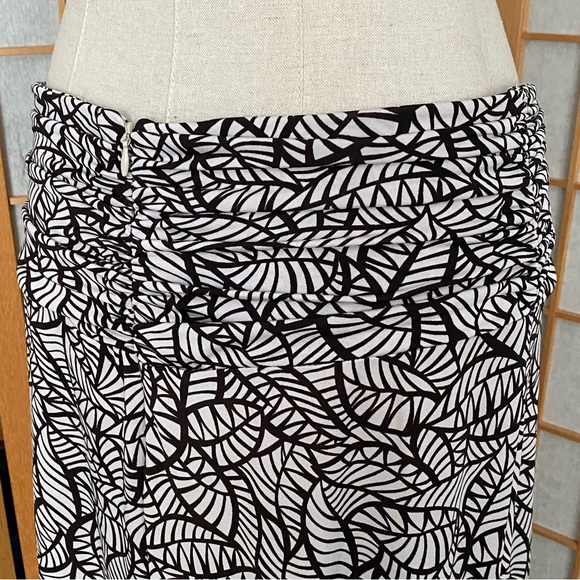 Lapis Leaf Print Brown & Tan Stretch Maxi Skirt SZ L - Picture 6 of 9